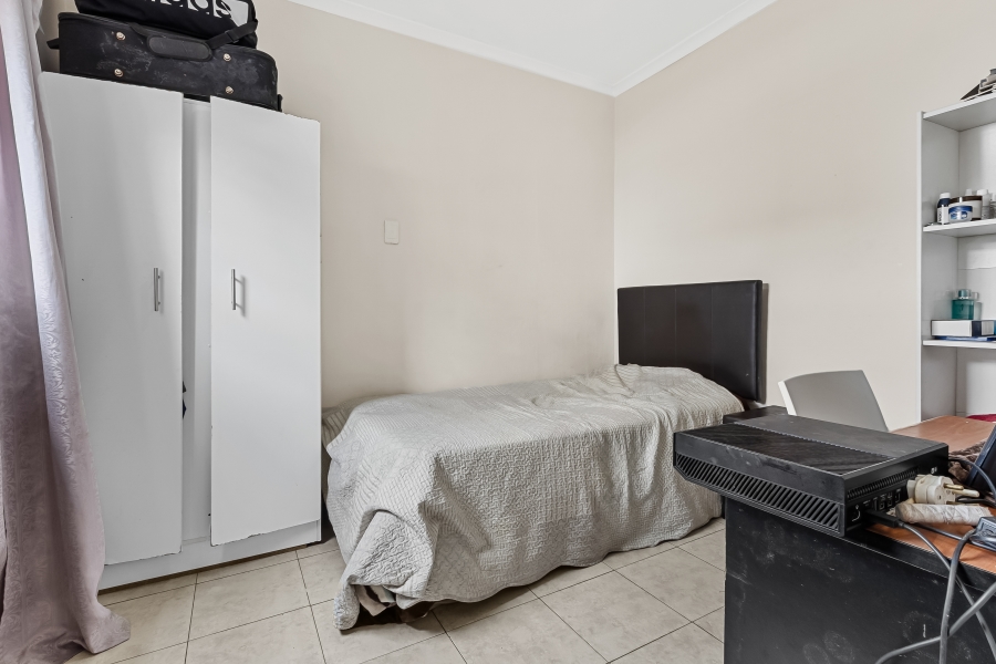 10 Bedroom Property for Sale in Observatory Western Cape